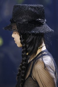 Details at Dior RTW Spring 2020