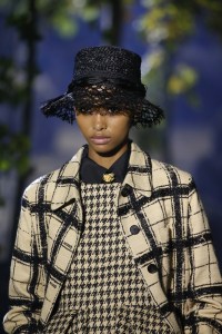 Details at Dior RTW Spring 2020