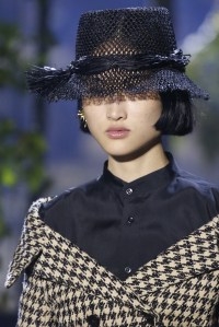 Details at Dior RTW Spring 2020
