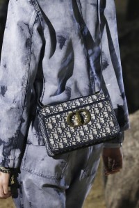 Details at Dior RTW Spring 2020