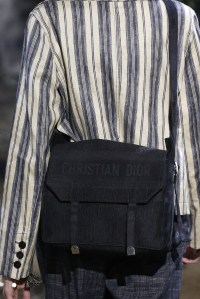 Details at Dior RTW Spring 2020