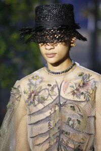 Details at Dior RTW Spring 2020