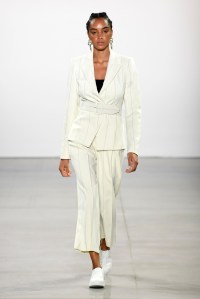 Elie Tahari RTW Spring 2020