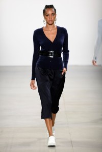 Elie Tahari RTW Spring 2020
