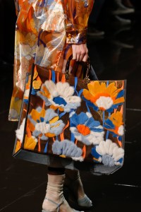 Details at Fendi RTW Spring 2020