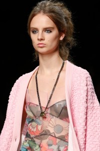 Details at Fendi RTW Spring 2020