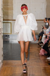 Giambattista Valli RTW Spring 2020