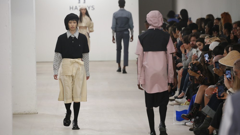 Hazzys by JD.com Inc RTW Spring 2020