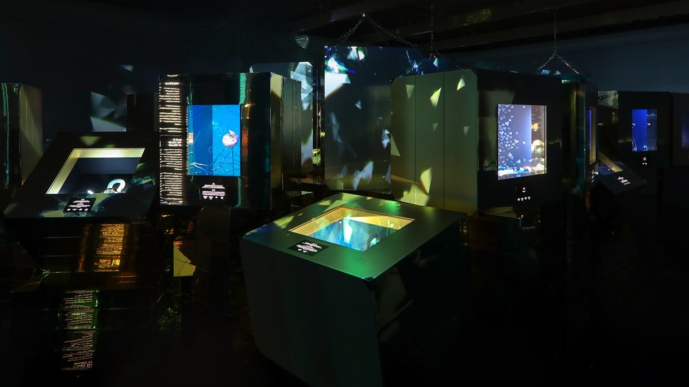 Tiffany Shanghai exhibit