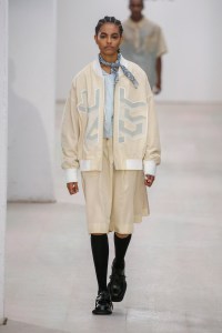 Hazzys by JD.com Inc RTW Spring 2020