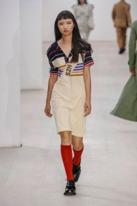 Hazzys by JD.com Inc RTW Spring 2020