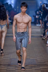 Julien Macdonald RTW Spring 2020