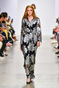 Lutz Huelle RTW Spring 2020