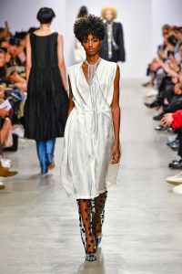 Lutz Huelle RTW Spring 2020