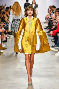 Lutz Huelle RTW Spring 2020