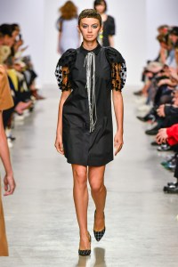 Lutz Huelle RTW Spring 2020