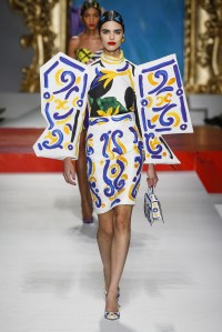 Moschino RTW Spring 2020