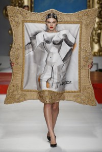 Moschino RTW Spring 2020