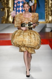 Moschino RTW Spring 2020