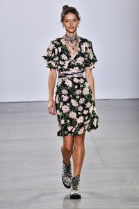 Nicole Miller RTW Spring 2020