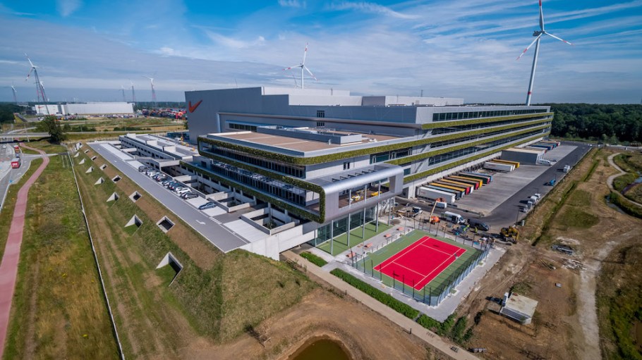 Nike's belgium distribution center that runs entirely on 100 percent renewable energy