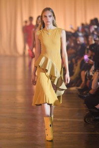 Off-White RTW Spring 2020