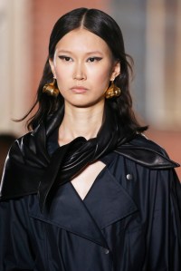 Details at 3.1 Phillip Lim RTW Spring 2020