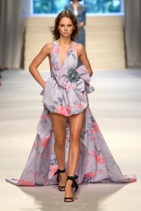 Philosophy di Lorenzo Serafini RTW Spring 2020