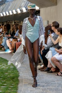Roland Mouret RTW Spring 2020