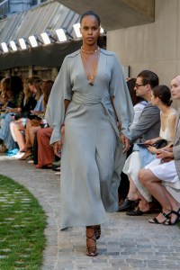 Roland Mouret RTW Spring 2020