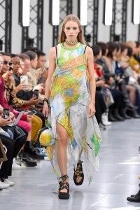 Sacai RTW Spring 2020