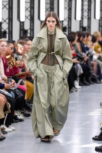Sacai RTW Spring 2020