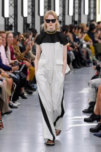 Sacai RTW Spring 2020