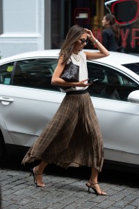 Fashion Week Street Style Spring Outfit Ideas NYFW 2020