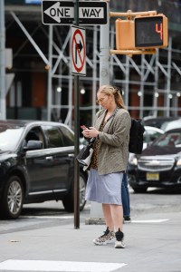 Fashion Week Street Style Spring Outfit Ideas NYFW 2020