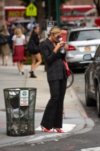 Fashion Week Street Style Spring Outfit Ideas NYFW 2020