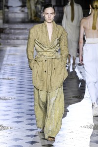 Uma Wang RTW Spring 2020