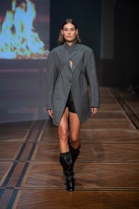 Unravel RTW Spring 2020