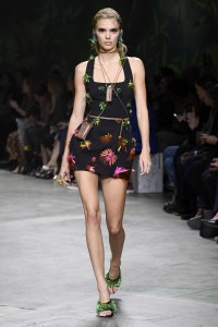 Versace RTW Spring 2020
