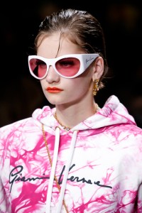 Details at Versace RTW Spring 2020