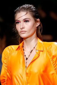 Details at Versace RTW Spring 2020