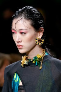 Details at Versace RTW Spring 2020