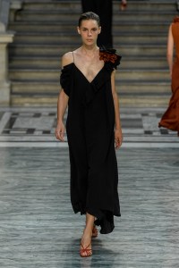 Victoria Beckham RTW Spring 2020
