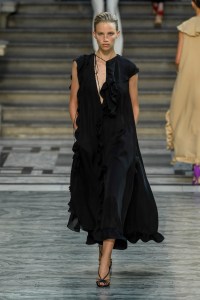Victoria Beckham RTW Spring 2020