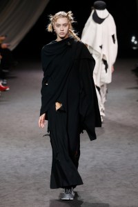 Yohji Yamamoto RTW Spring 2020
