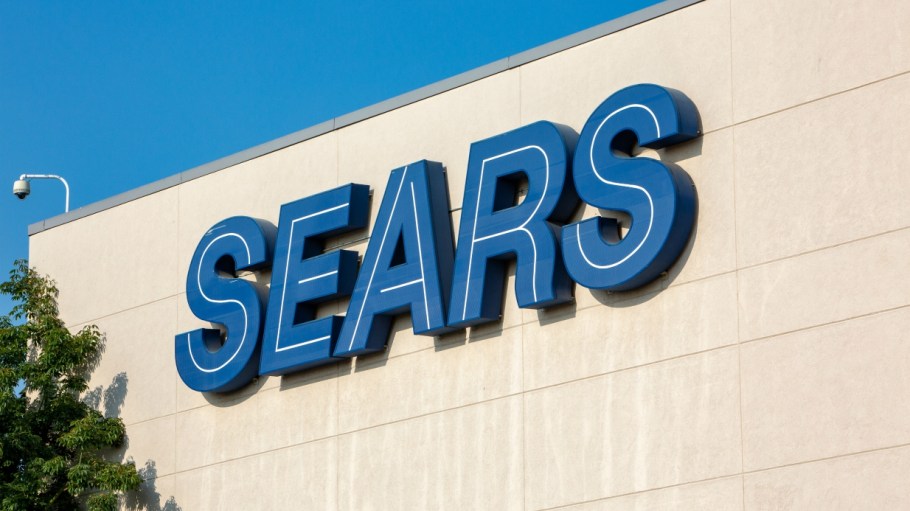 Here's Why There's No Impact on New Sears if Old Sears Gets Liquidated