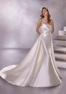 Atelier Pronovias Bridal Fall 2020