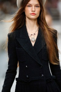 Details at Chanel RTW Spring 2020