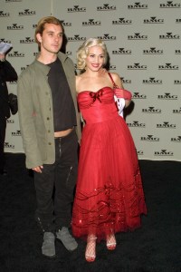 GWEN STEFANI AND GAVIN ROSSDALE
THE BMG POST GRAMMY PARTY, LOS ANGELES, AMERICA - 2001