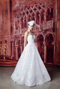 Isabelle Armstrong Bridal Fall 2020